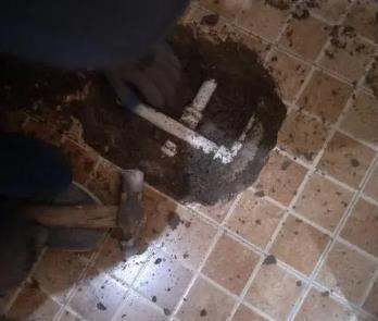 泰山卫生间漏水维修公司为您分享下卫生间渗水如何处理及注意事项